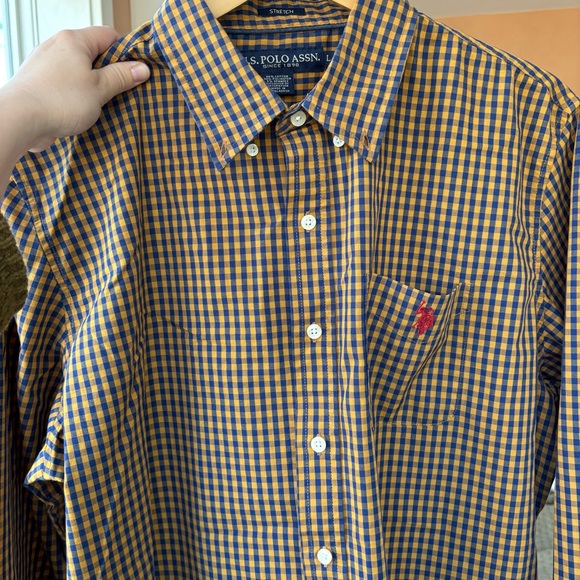 US Polo Assn. Men’s Yellow/Navy Button Down Top L - Picture 10 of 13